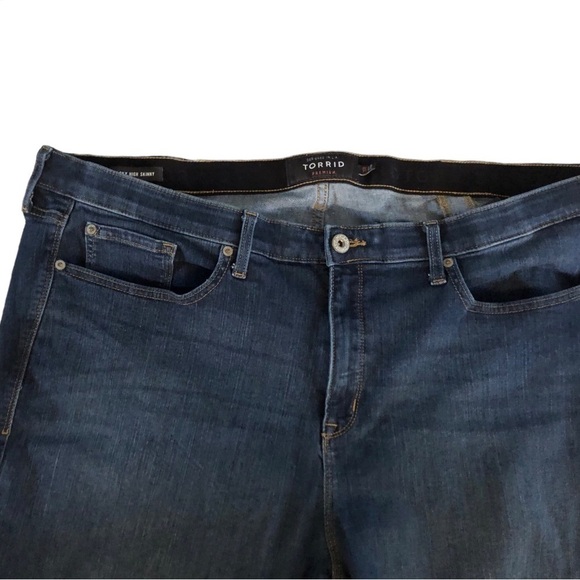 Torrid Sky High Skinny Stretch Jean Blue Size 26R Casual Weekend Plus Size - Picture 6 of 6